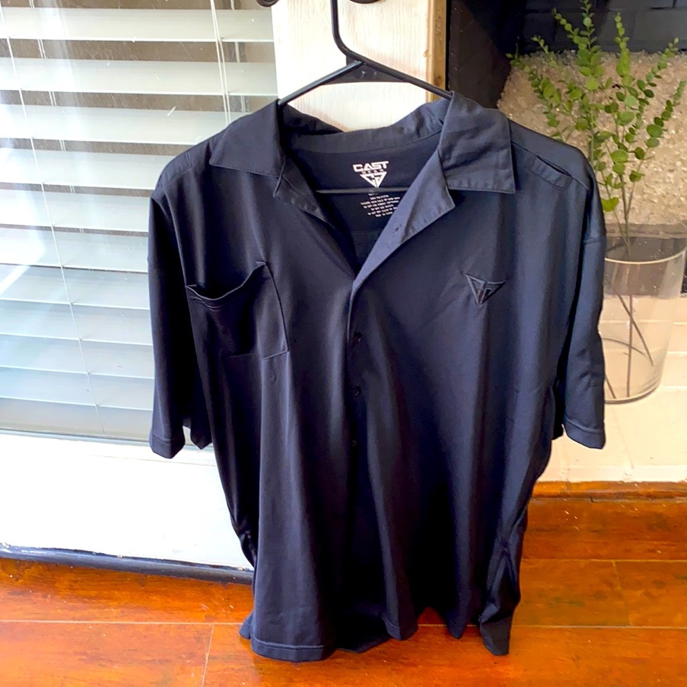 Cast gear large shirt black button down